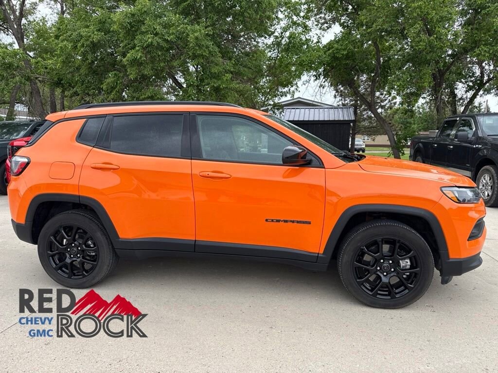 Used 2026 Jeep Compass Latitude Altitude