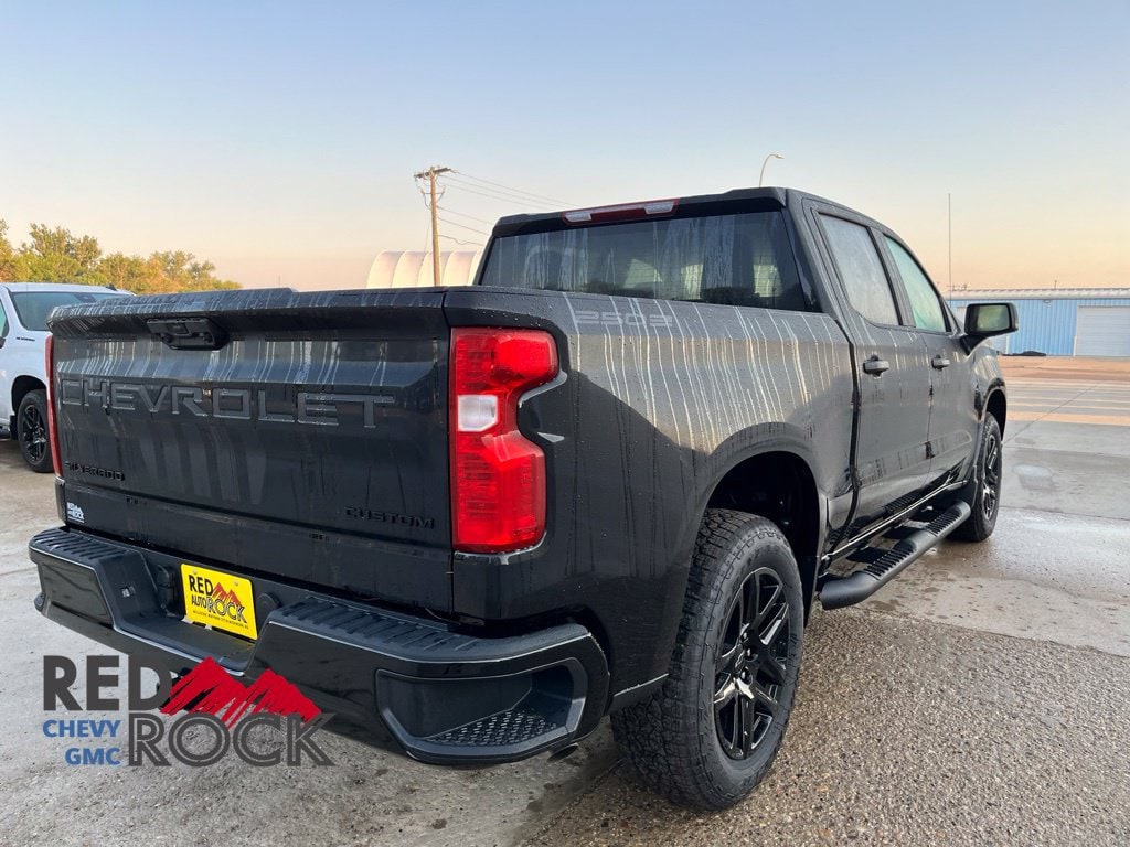2026 Chevrolet Silverado 1500 Custom - Photo 7