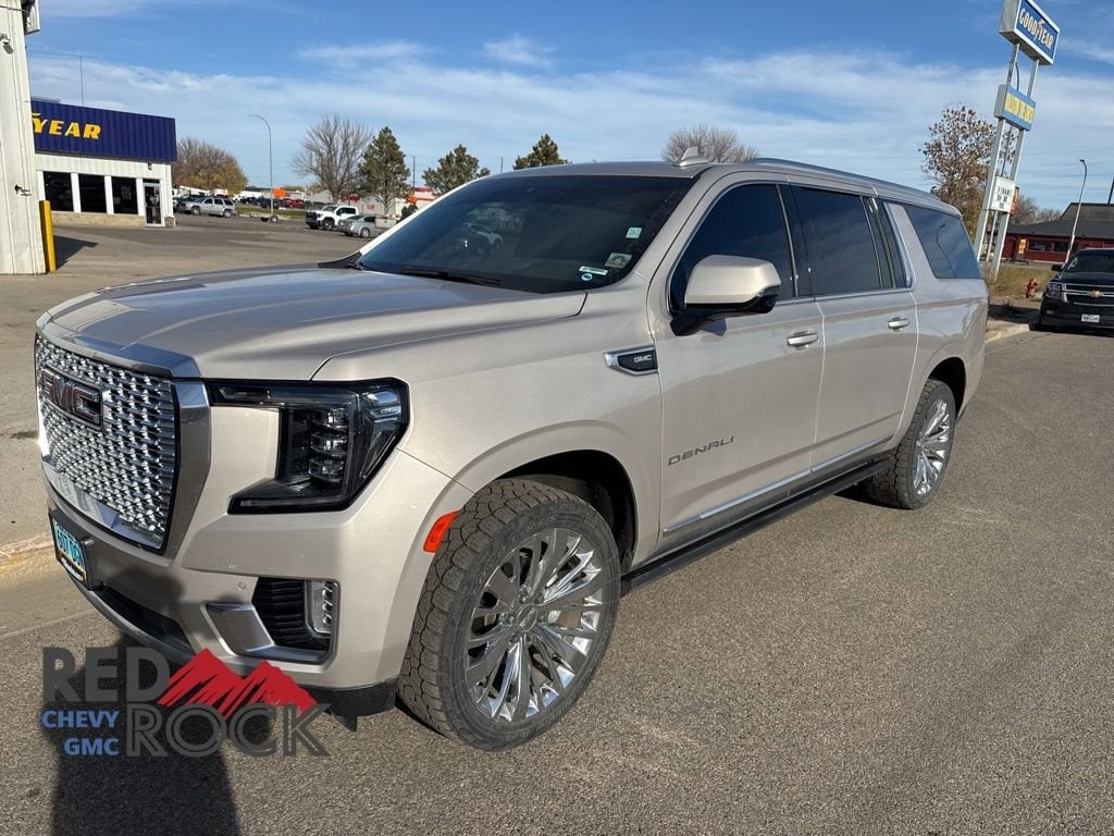 2021 GMC Yukon XL Denali's photo