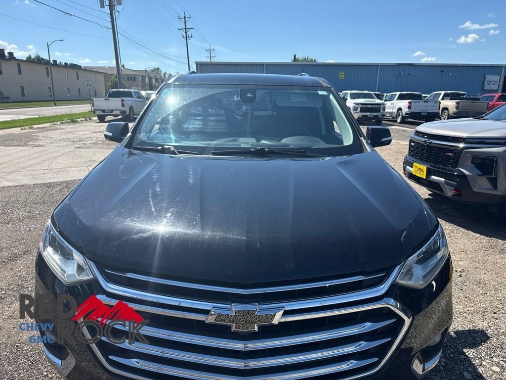 Used 2018 Chevrolet Traverse High Country with VIN 1GNEVKKW5JJ145848 for sale in Williston, ND
