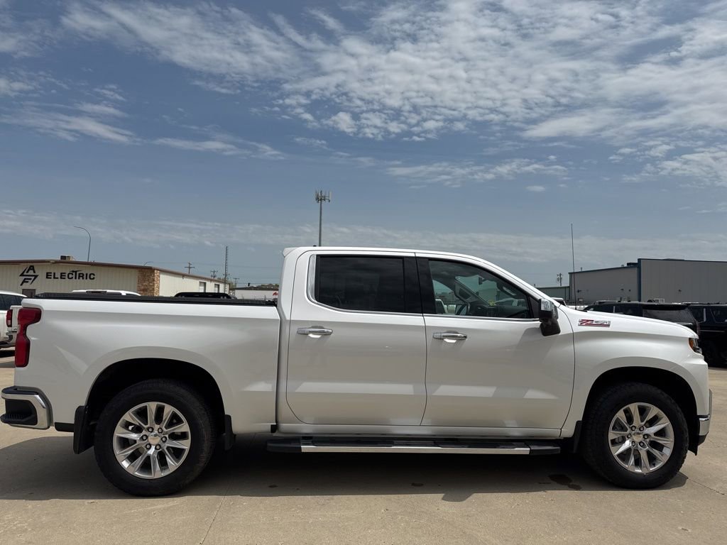 2021 Chevrolet Silverado 1500 LTZ photo 4