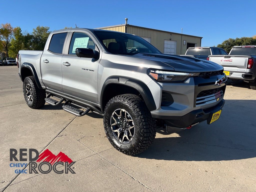 2026 Chevrolet Colorado ZR2 - Photo 8