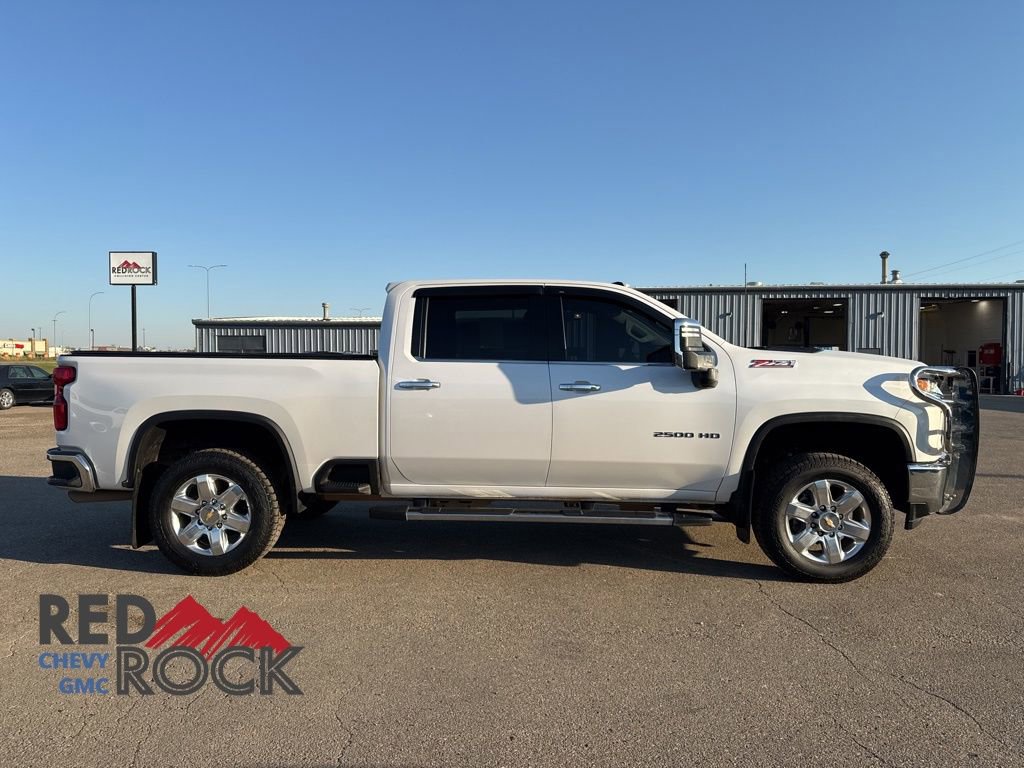 2022 Chevrolet Silverado 2500HD LTZ photo 2