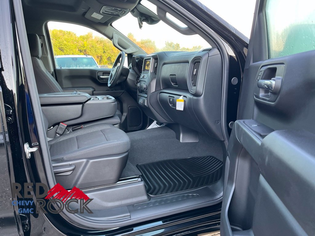 2026 Chevrolet Silverado 1500 Custom - Photo 12