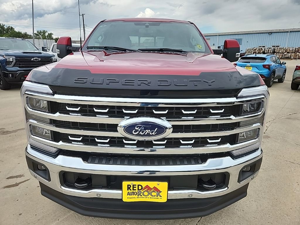 2023 Ford F-250 Lariat photo 2