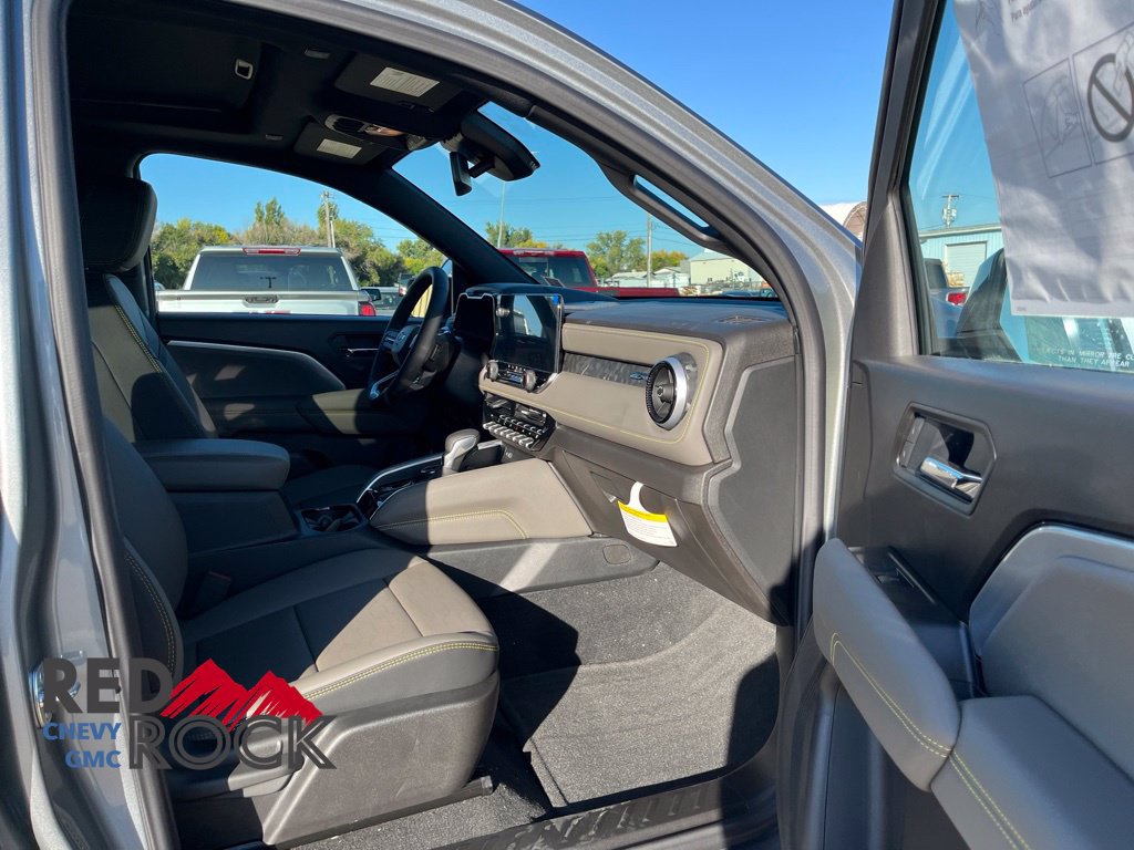 2026 Chevrolet Colorado ZR2 - Photo 11