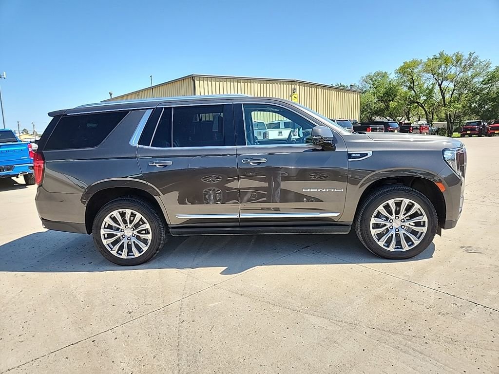 2021 Gmc Yukon Denali photo 4