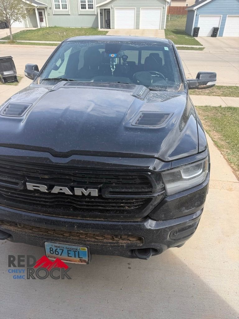 2020 RAM 1500 Laramie 4x4 Crew Cab 5'7's photo