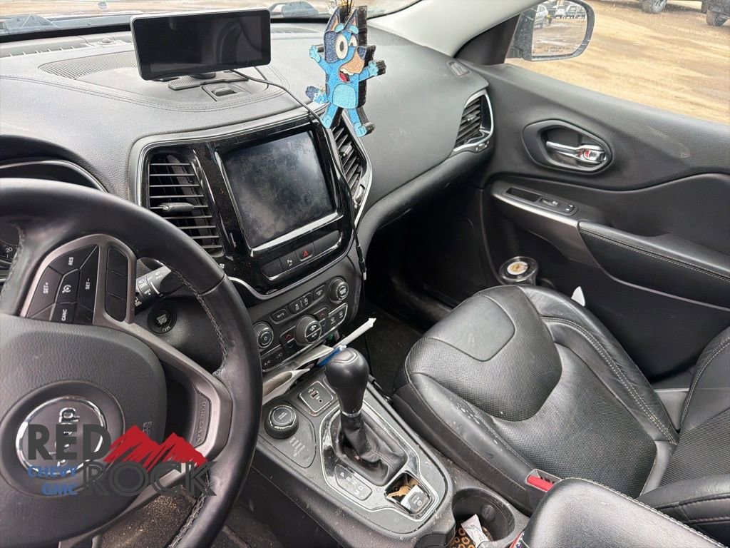 Used 2019 Jeep Cherokee Limited with VIN 1C4PJMDX1KD452125 for sale in Williston, ND