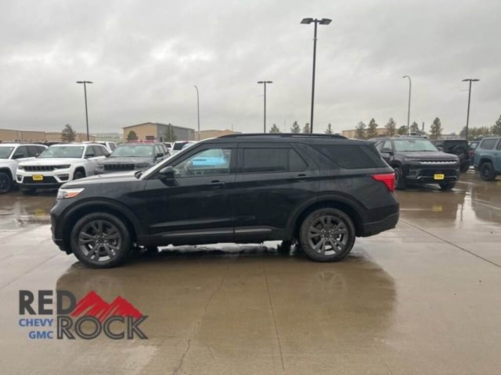 Used 2023 Ford Explorer XLT