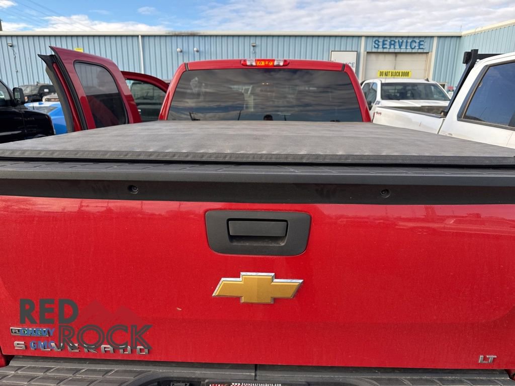 2012 Chevrolet Silverado 1500 LT photo 2