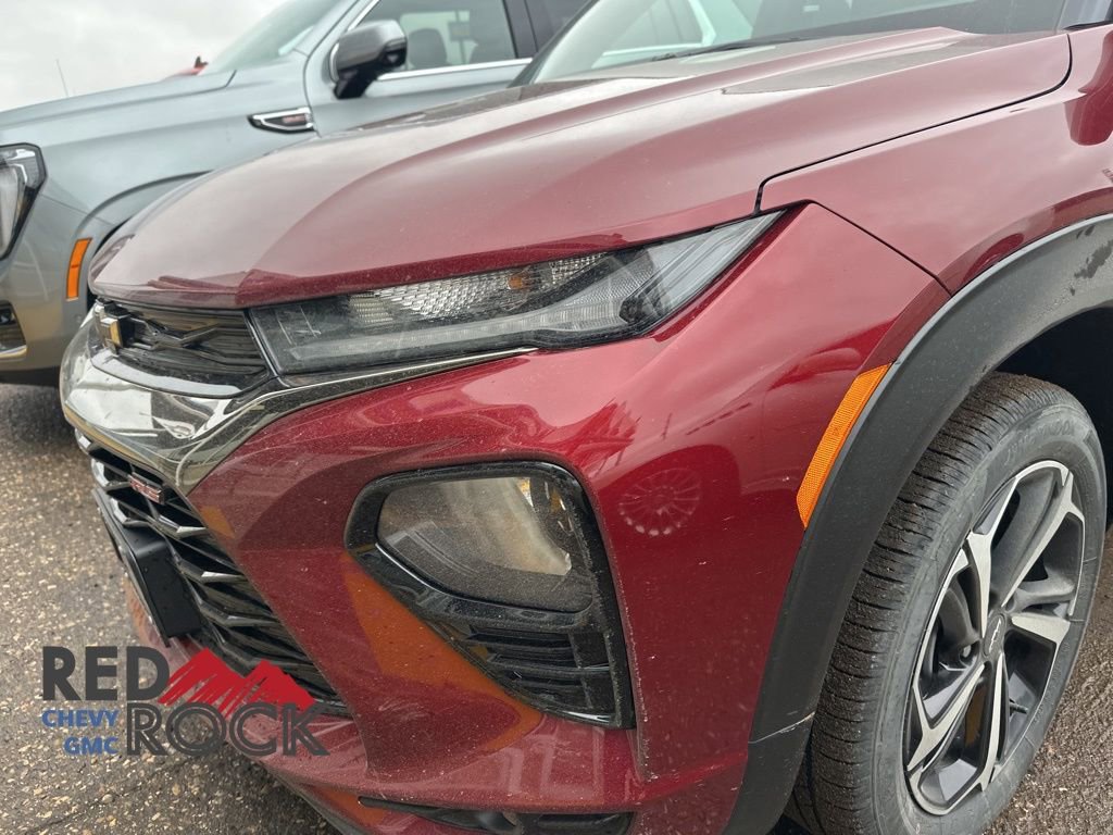 2023 Chevrolet Trailblazer RS photo 2
