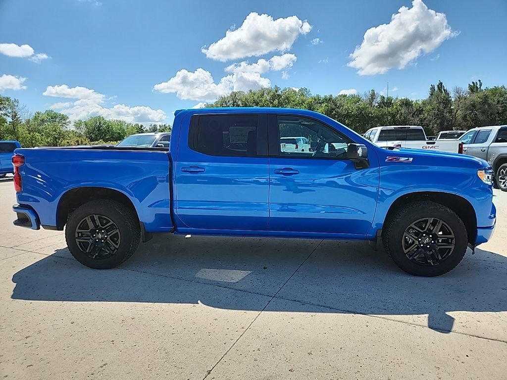 2025 Chevrolet Silverado 1500 RST photo 4