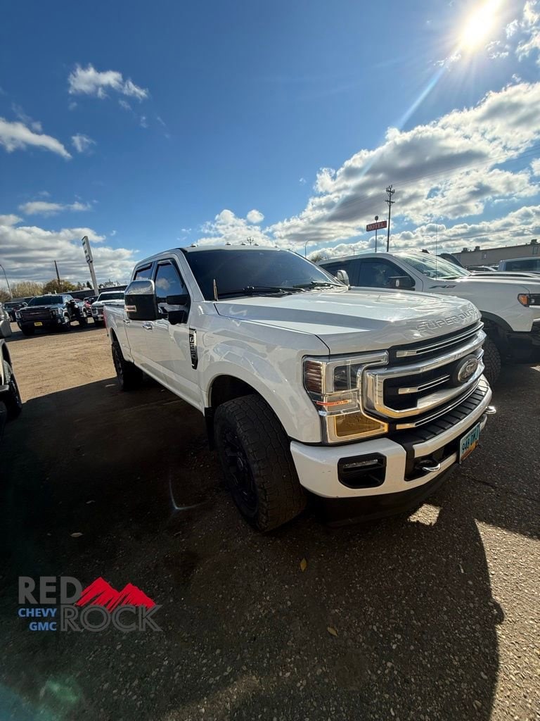 2022 Ford F-250 Super Duty Platinum's photo