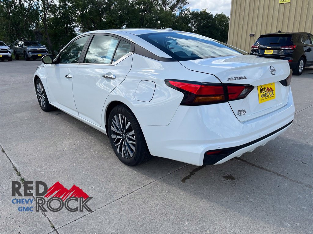 Used 2025 Nissan Altima SV