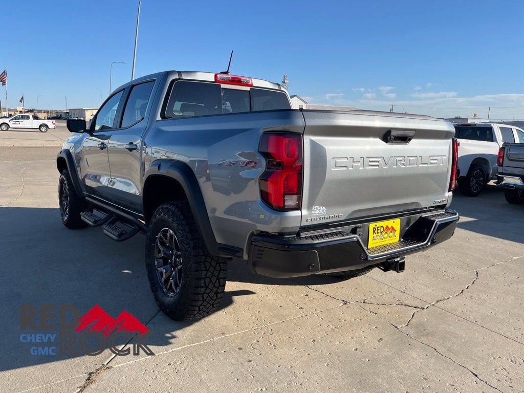 2026 Chevrolet Colorado ZR2 - Photo 3
