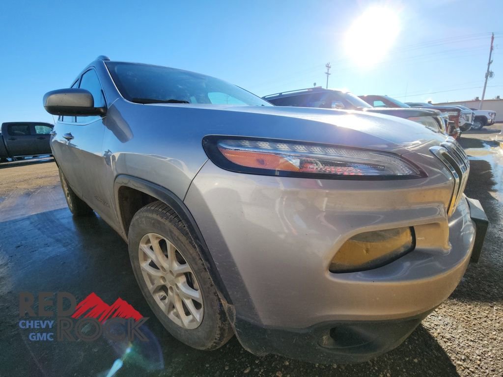 2015 Jeep Cherokee Latitude photo 4