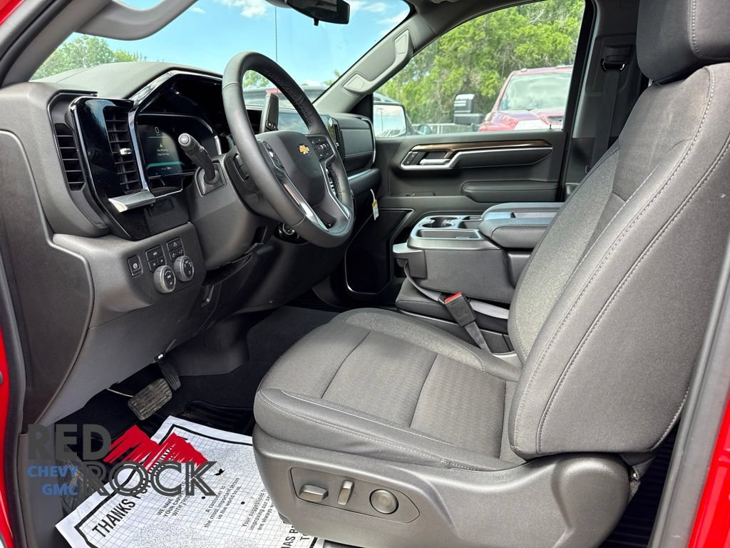 2026 Chevrolet Silverado 1500 LT - Photo 10