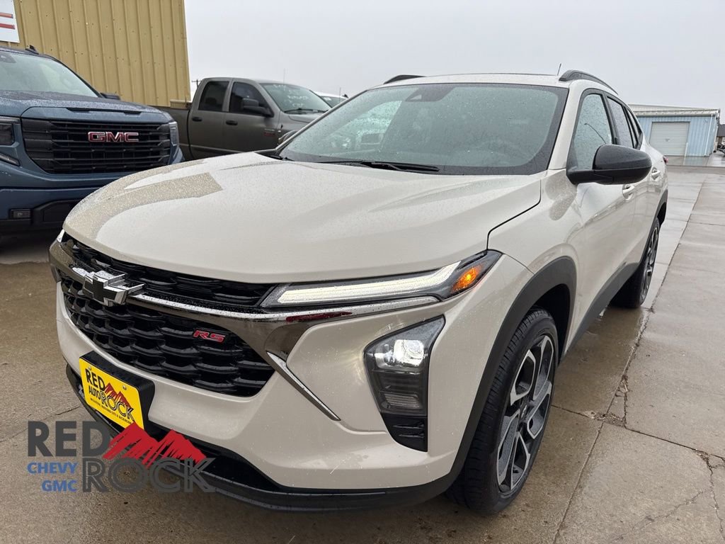 2026 Chevrolet Trax RS's photo