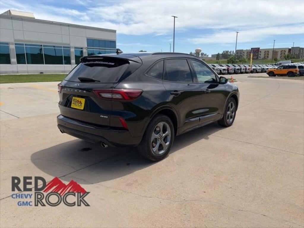 Used 2024 Ford Escape ST-Line