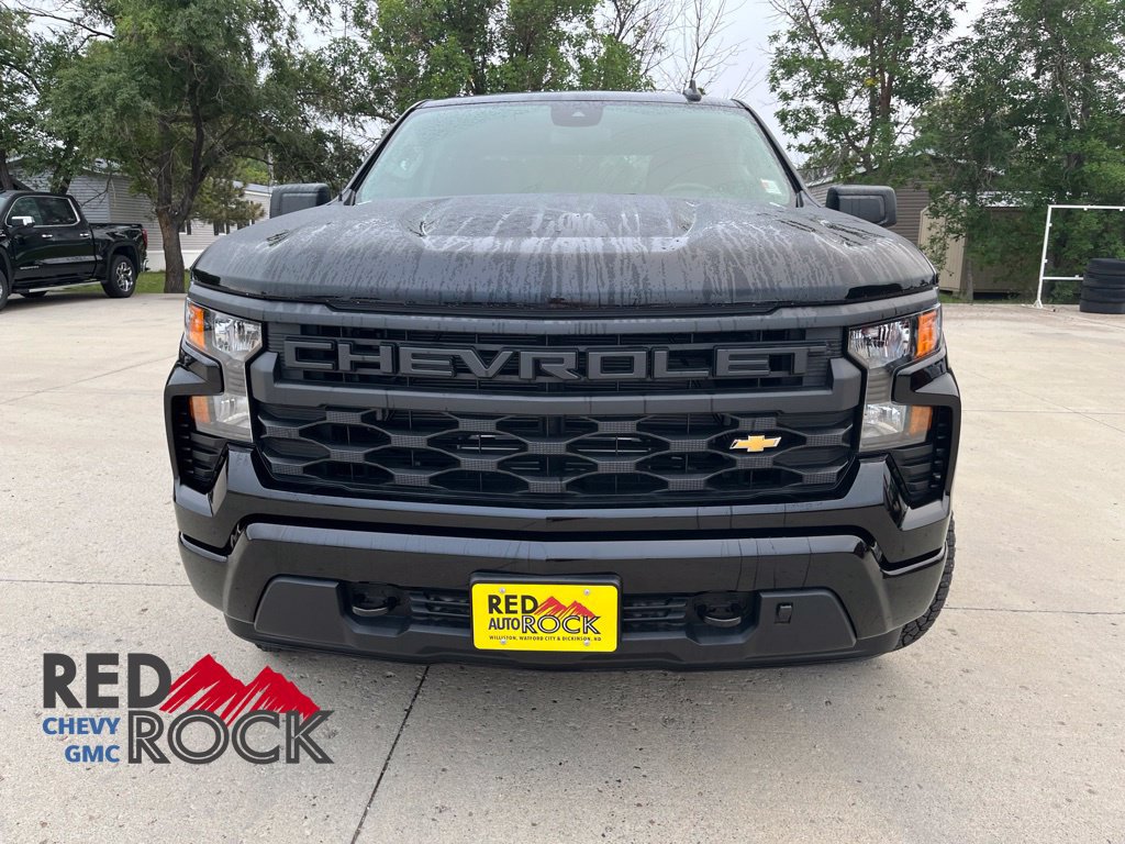 2026 Chevrolet Silverado 1500 Custom Truck