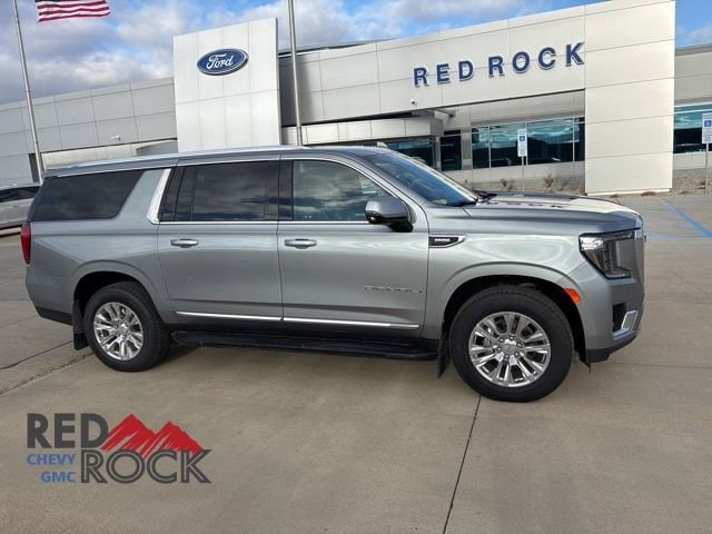 2024 GMC Yukon Denali's photo
