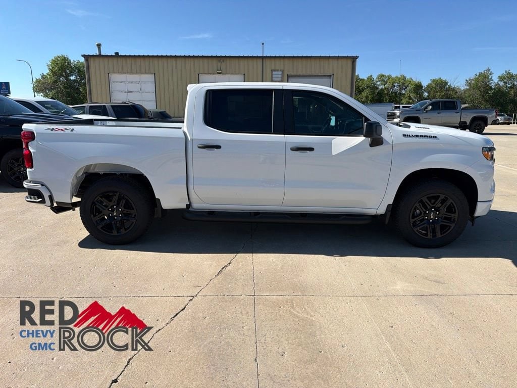 2026 Chevrolet Silverado 1500 Custom - Photo 8