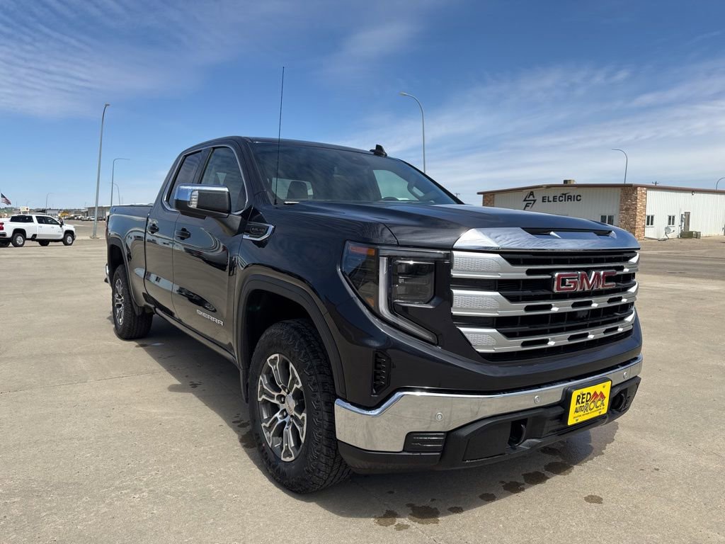 2025 Gmc Sierra 1500 SLE photo 3
