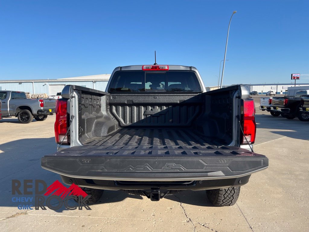 2026 Chevrolet Colorado ZR2 - Photo 5