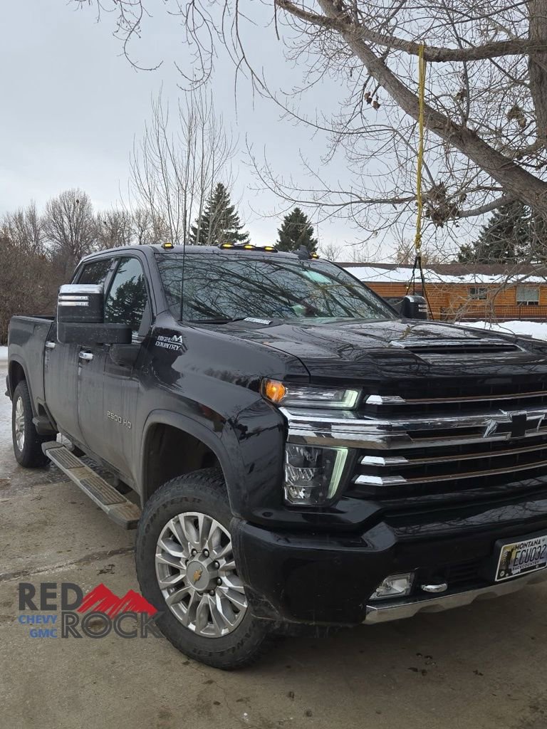 2022 Chevrolet Silverado 2500HD High Country photo 2