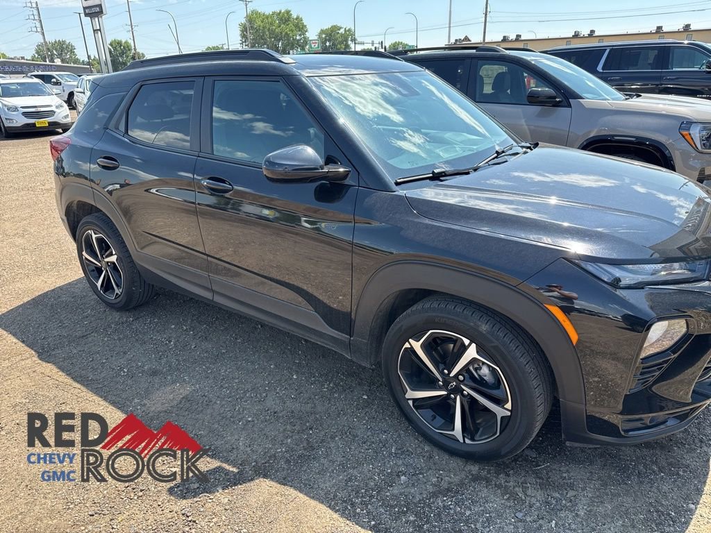 2022 Chevrolet Trailblazer RS photo 2