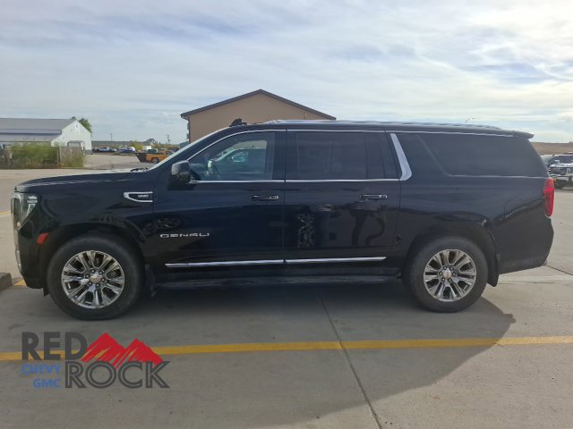 Used 2022 GMC Yukon XL Denali SUV