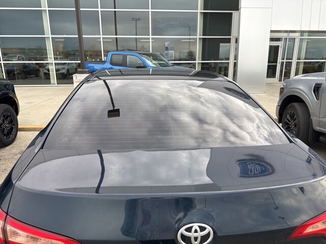 2019 Toyota Corolla L photo 4