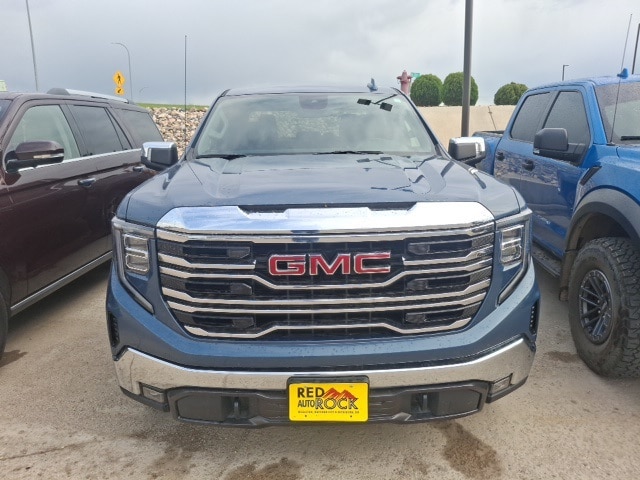 Used 2024 GMC Sierra 1500 SLT with VIN 1GTUUDED3RZ361711 for sale in Williston, ND