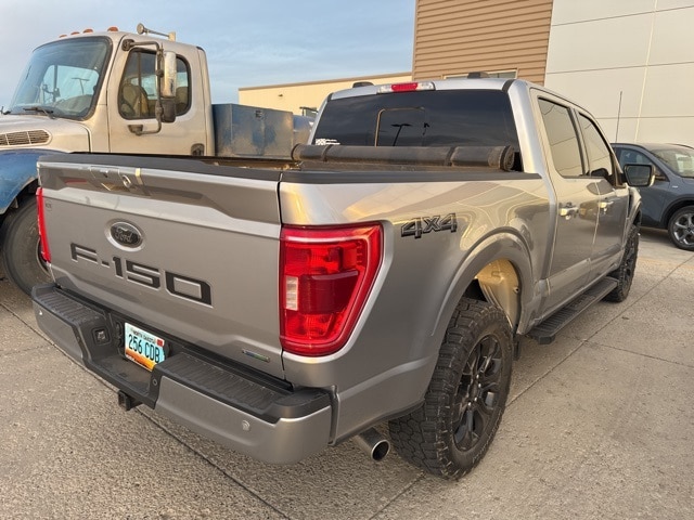 2022 Ford F-150 XLT photo 2