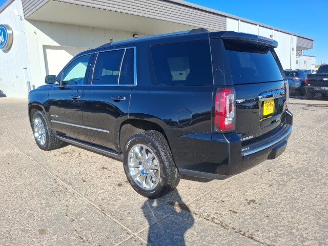 2019 Gmc Yukon Denali photo 2