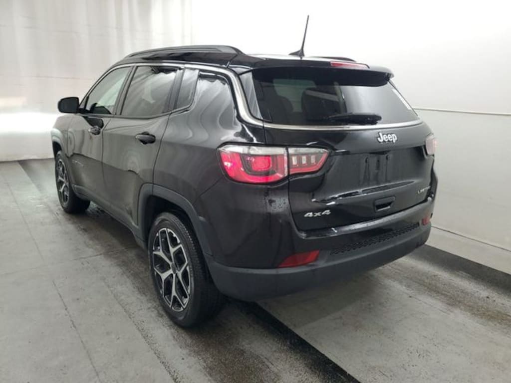 Used 2025 Jeep Compass Limited SUV