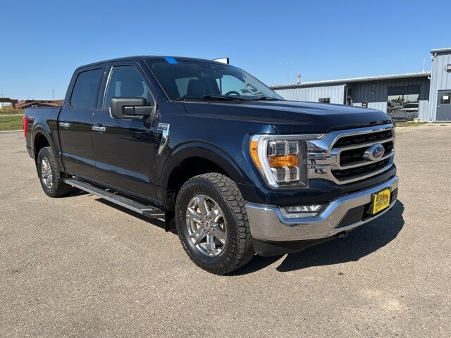 2022 Ford F-150 XLT photo 2