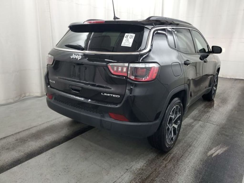 Used 2025 Jeep Compass Limited SUV