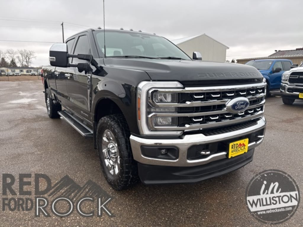 Used 2024 Ford F-350SD Lariat Truck