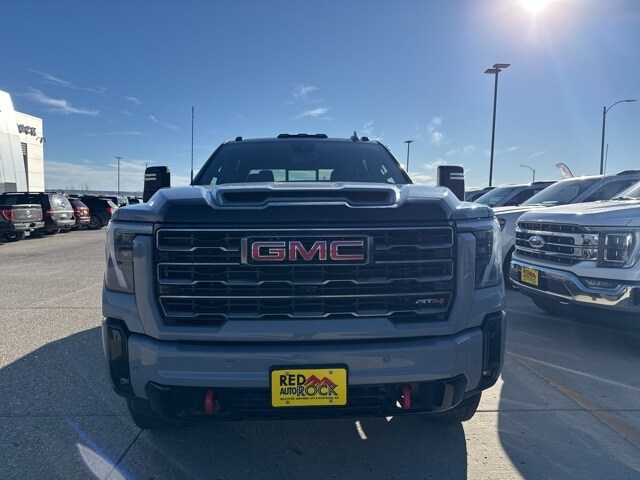 2025 Gmc Sierra HD AT4 photo 2