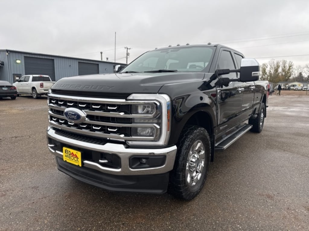Used 2024 Ford F-350SD Lariat Truck