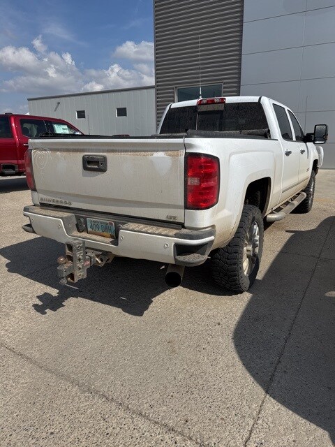 2017 Chevrolet Silverado 2500HD LTZ photo 4