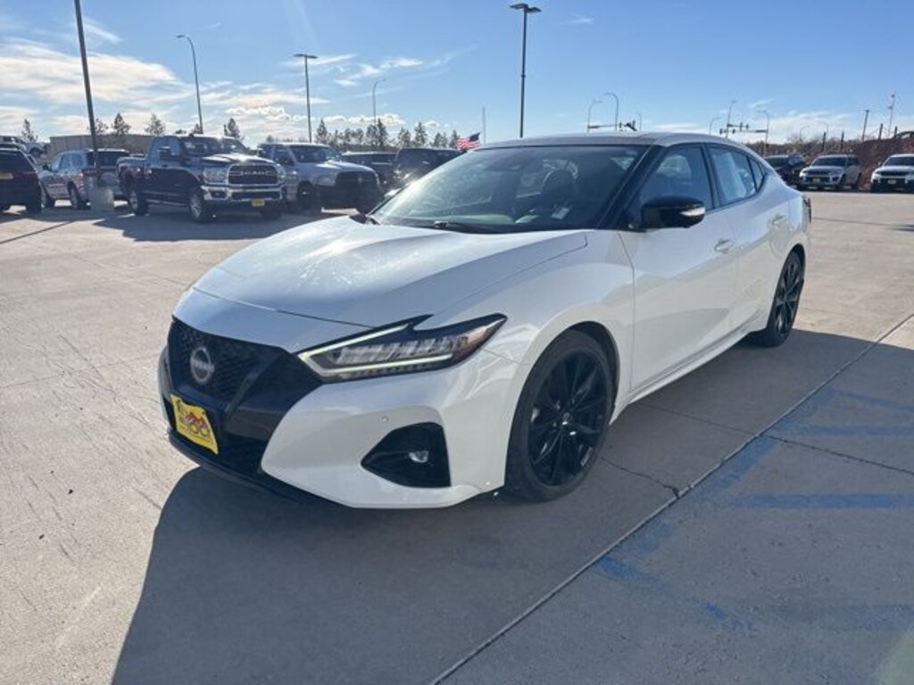 Used 2023 Nissan Maxima SR Sedan