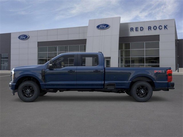 2025 Ford F-250 photo 4