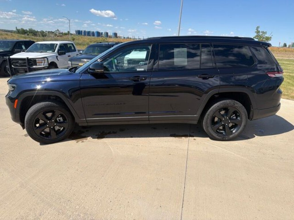 Used 2024 Jeep Grand Cherokee L Limited SUV