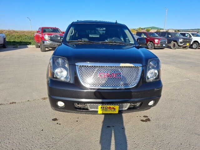 2012 Gmc Yukon Denali photo 2
