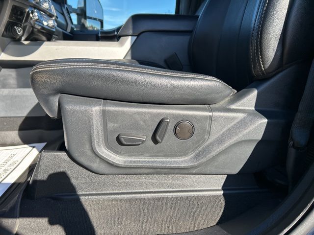 2022 Ford F-350 Super Duty Lariat - Photo 16