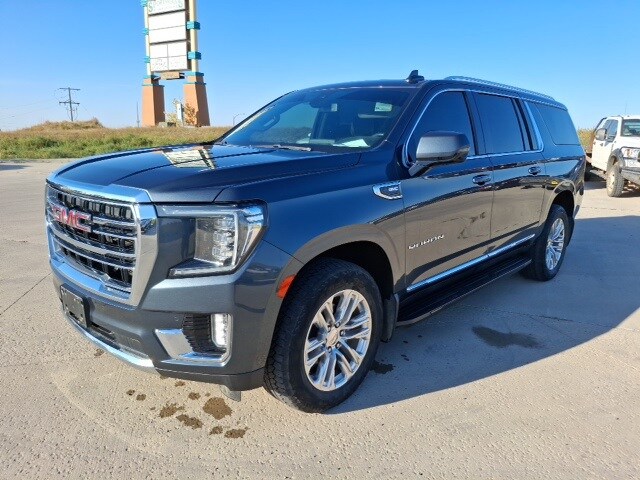 2021 Gmc Yukon XL SLT photo 3