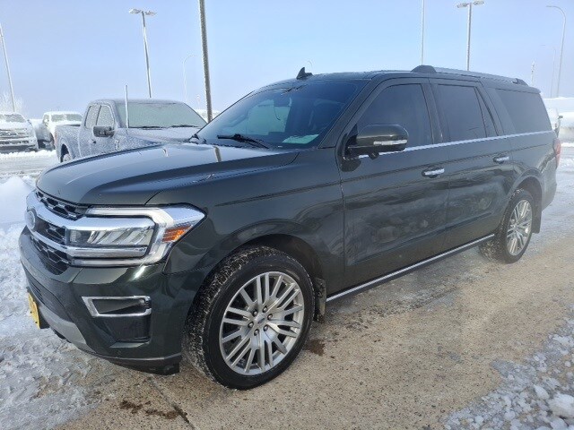 2023 Ford Expedition MAX Limited photo 2
